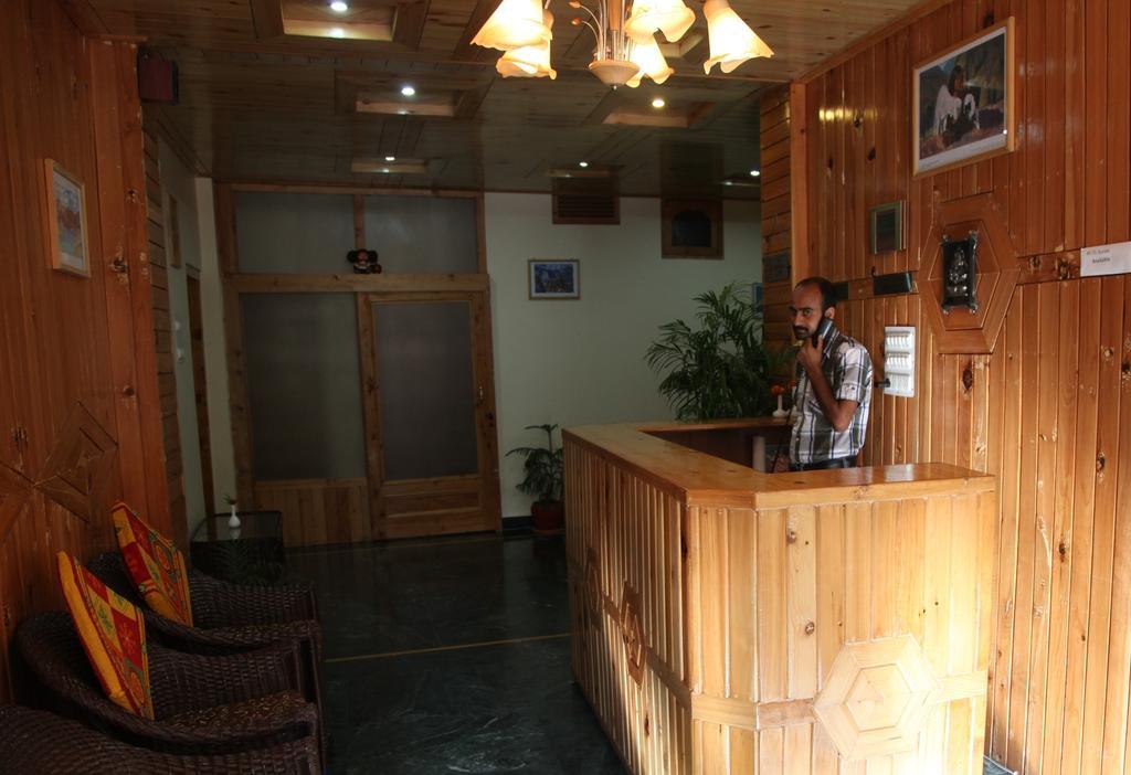 Hotel Naggar Delight Nagar  Bagian luar foto